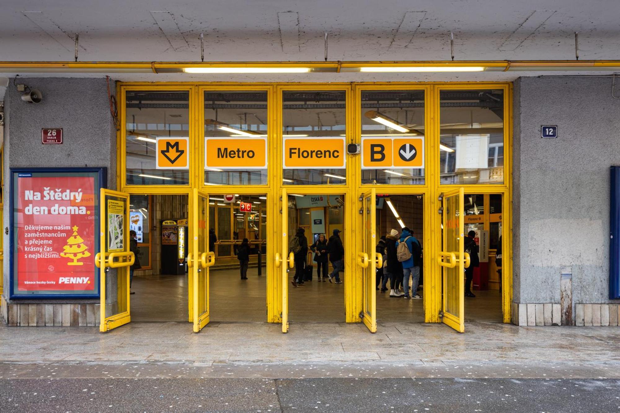 Stay2Gether Beige Nest - Metro Florenc Praha Bagian luar foto